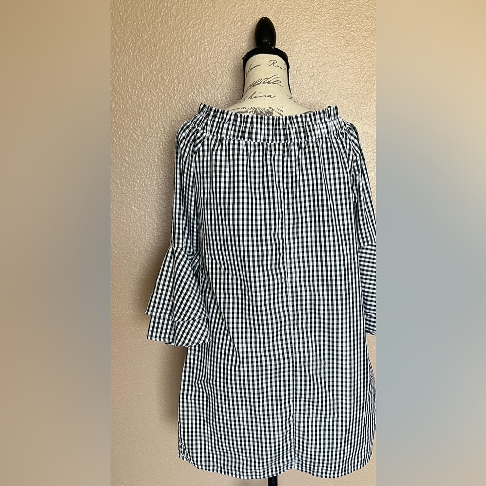 StyleHouse Gingham Off-the-Shoulder Flare Tier Bell Sleeves Short Dress - Picture 10 of 12